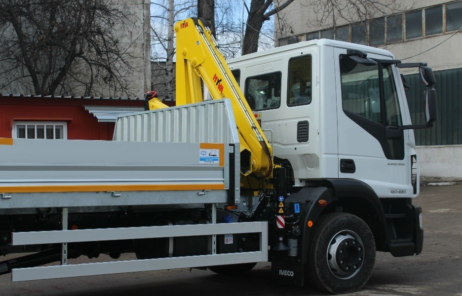 Хегер Бордова платформа IVECO EUROCARGO 171120